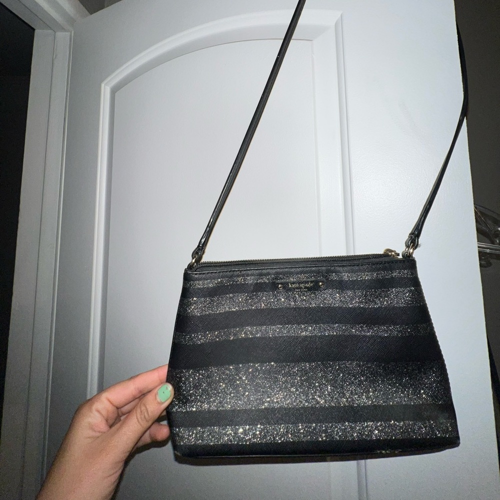 Black Kate spade bag only used a few times, fairly new!